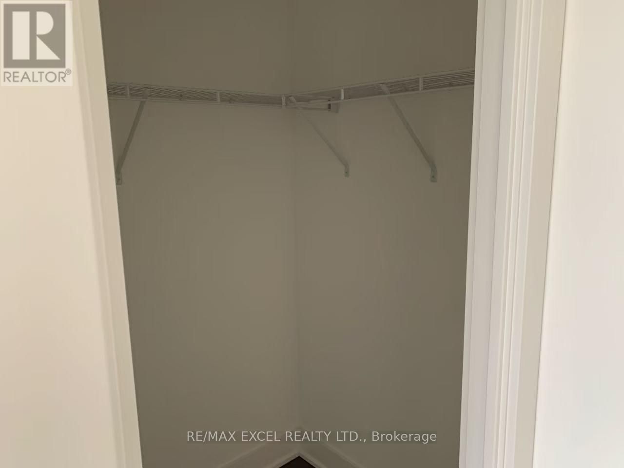 1103 - 180 ENTERPRISE BOULEVARD Image 8