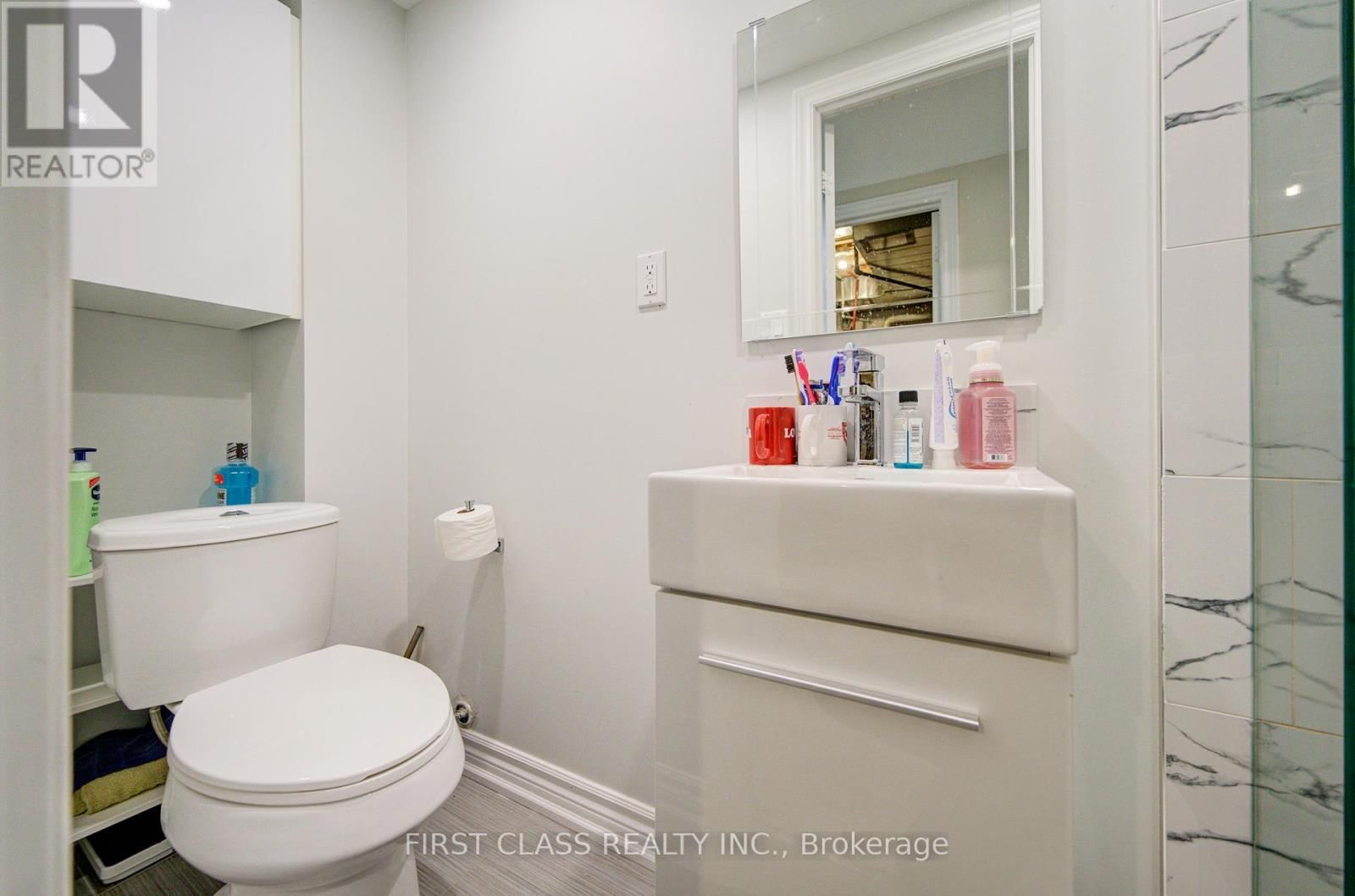 322 DELRAY DRIVE Image 32