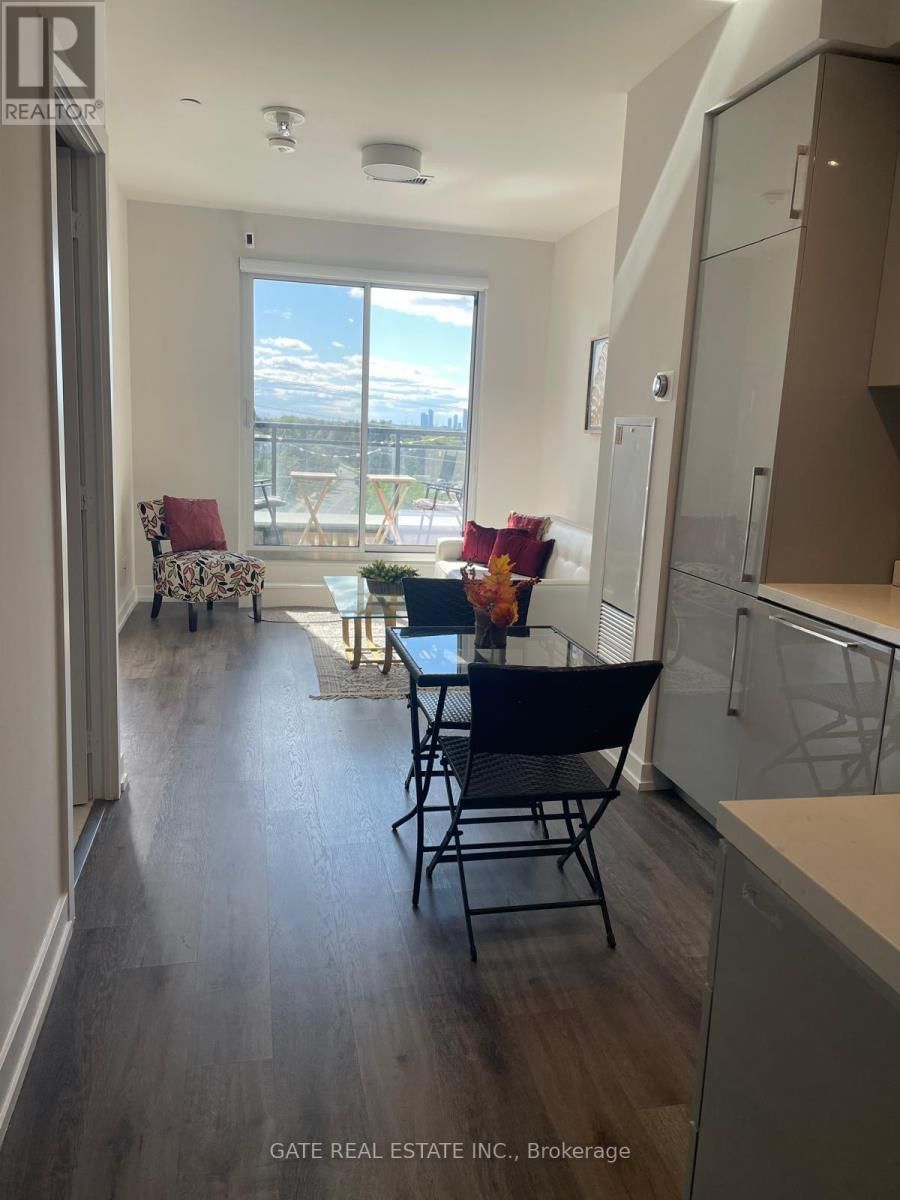 511 - 1 GRANDVIEW AVENUE Image 10