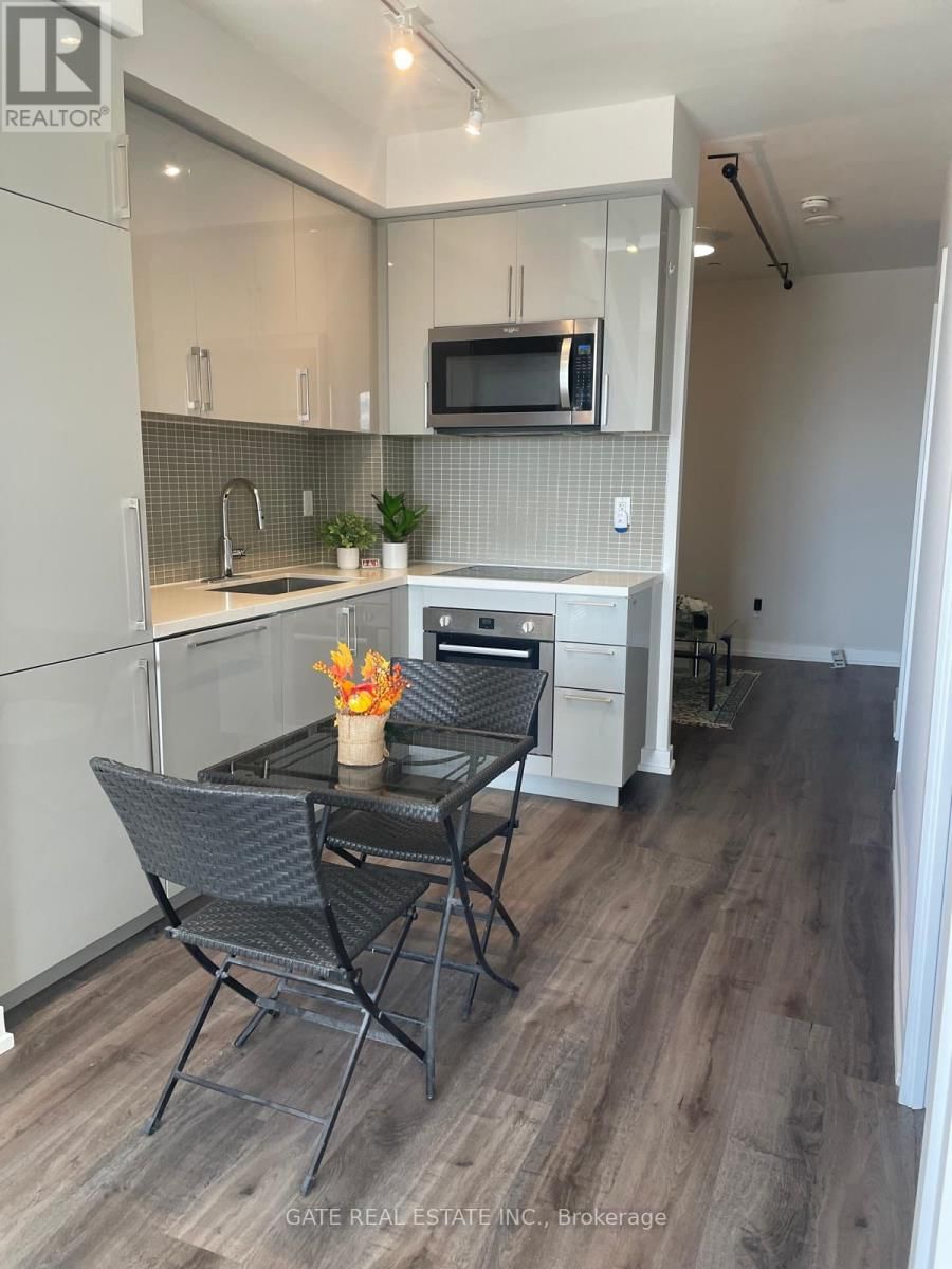 511 - 1 GRANDVIEW AVENUE Image 12