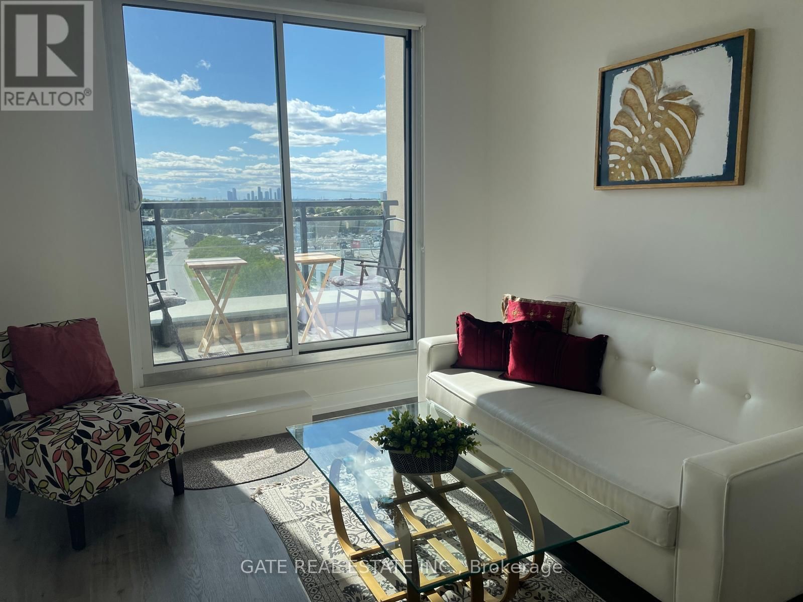 511 - 1 GRANDVIEW AVENUE Image 17