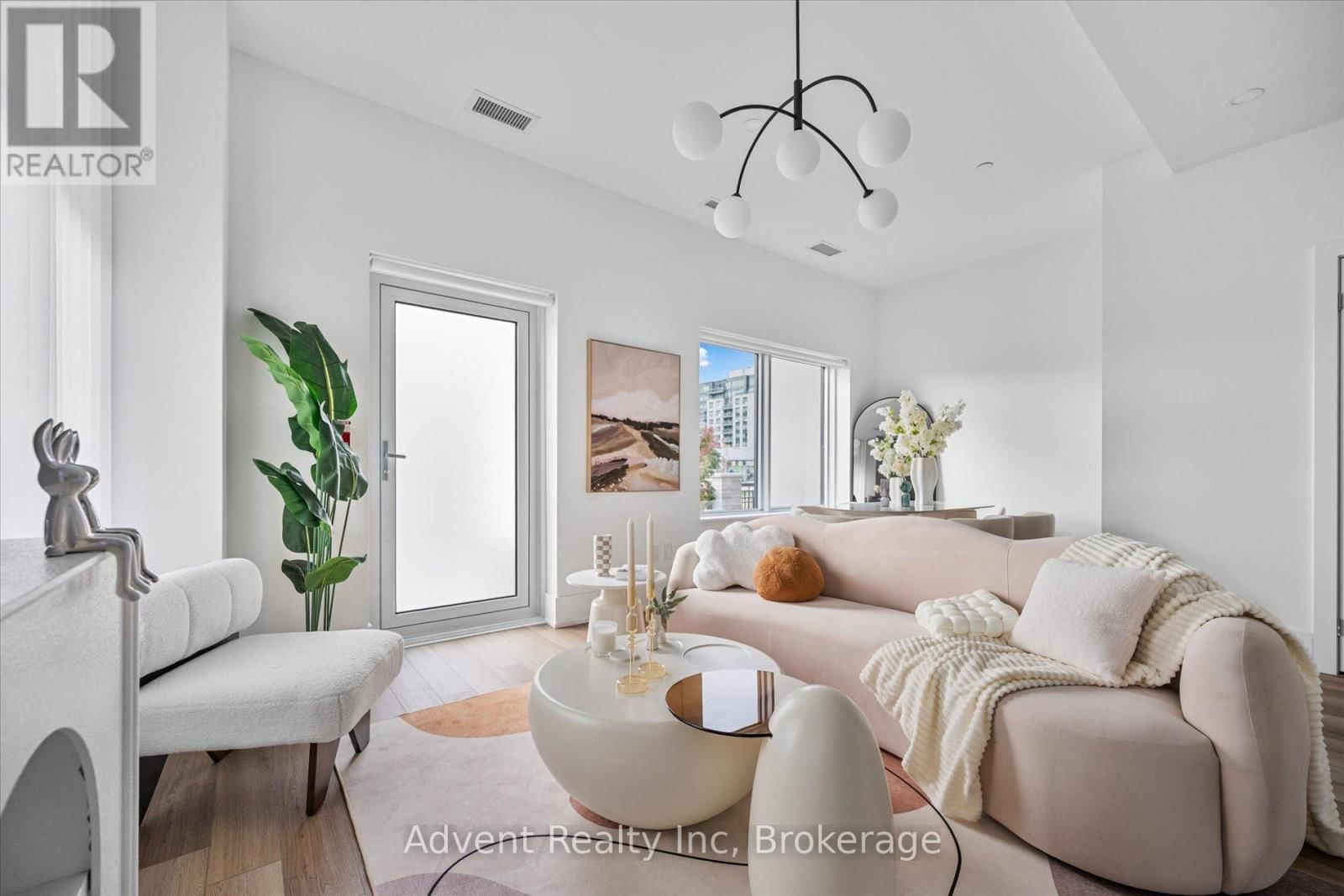 127W - 8 CEDARLAND DRIVE Image 1