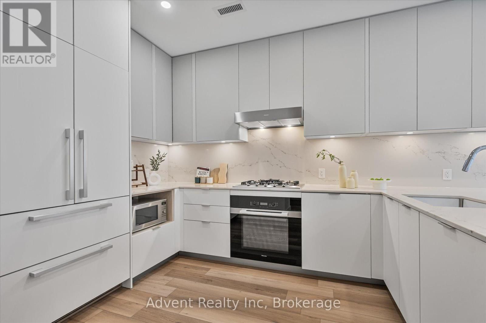 127W - 8 CEDARLAND DRIVE Image 14