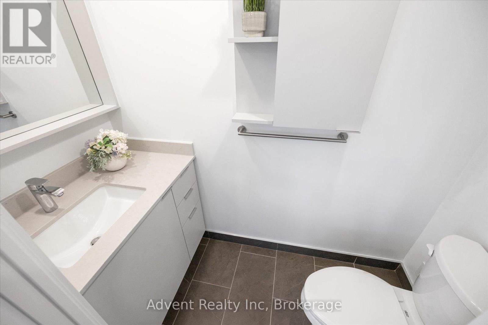 127W - 8 CEDARLAND DRIVE Image 15