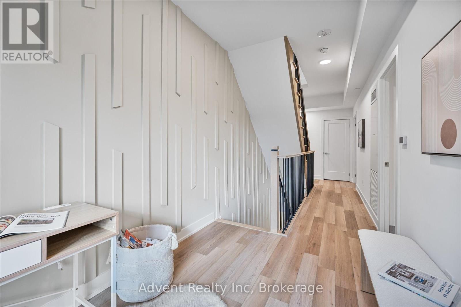 127W - 8 CEDARLAND DRIVE Image 18