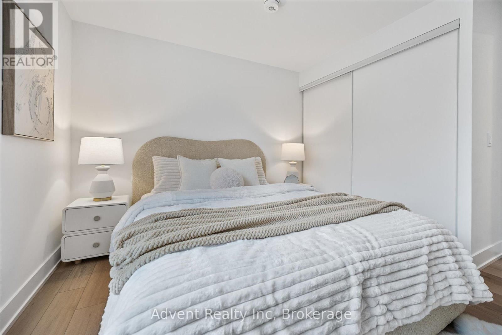 127W - 8 CEDARLAND DRIVE Image 21