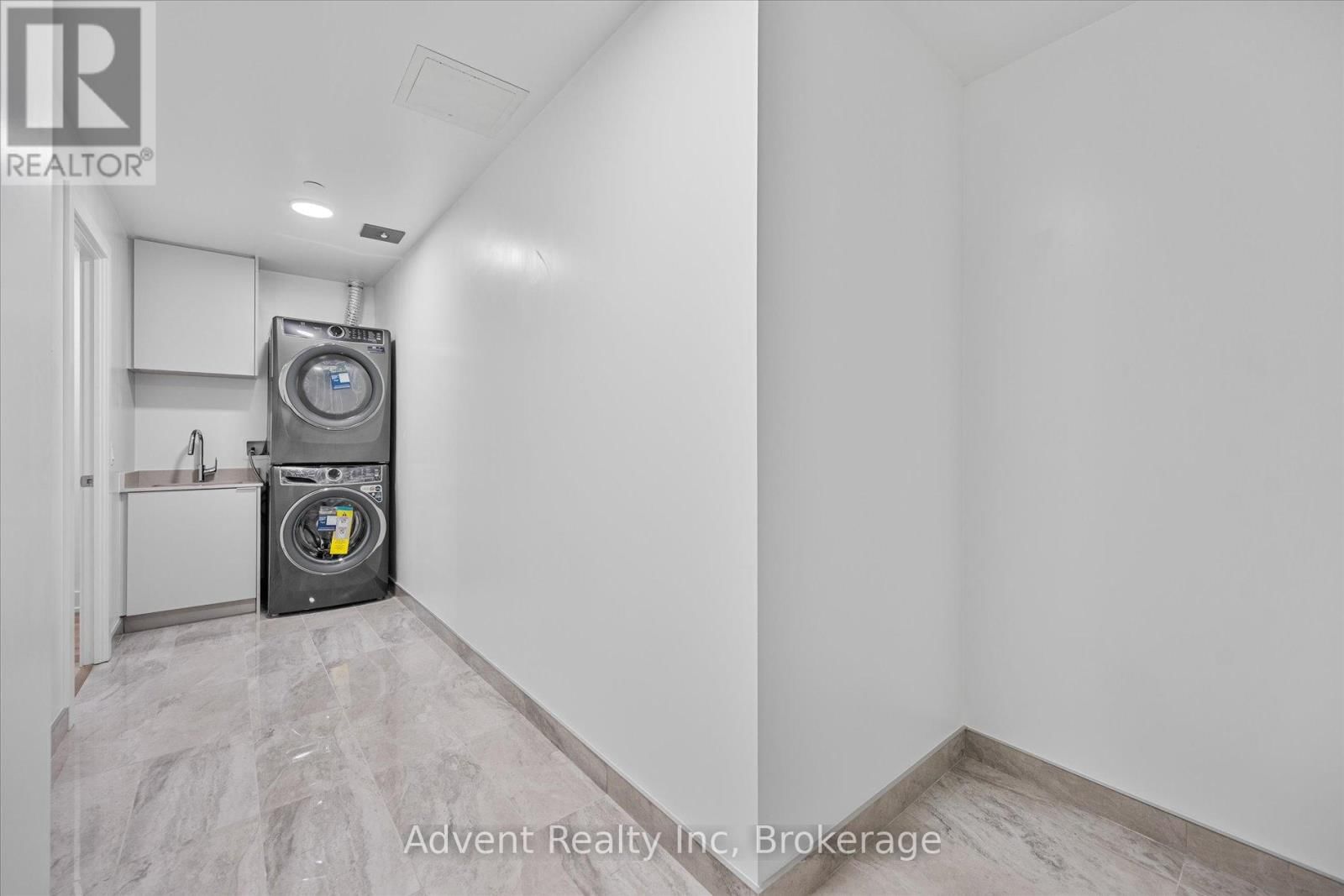 127W - 8 CEDARLAND DRIVE Image 23