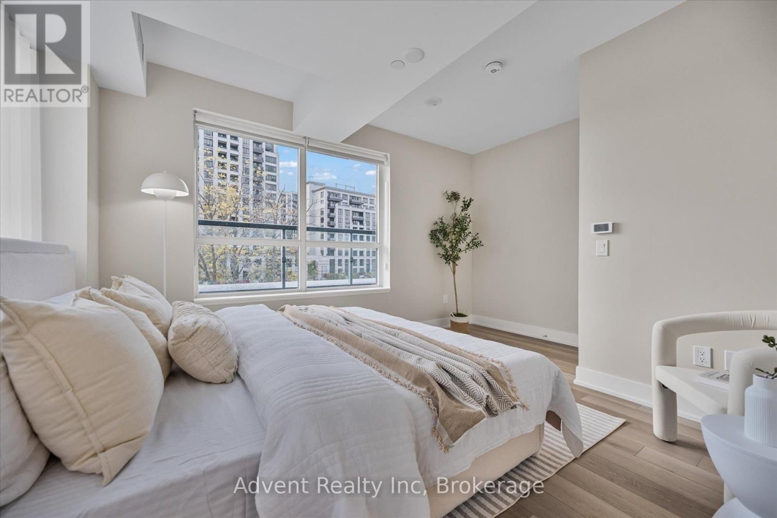 127W - 8 CEDARLAND DRIVE Image 26