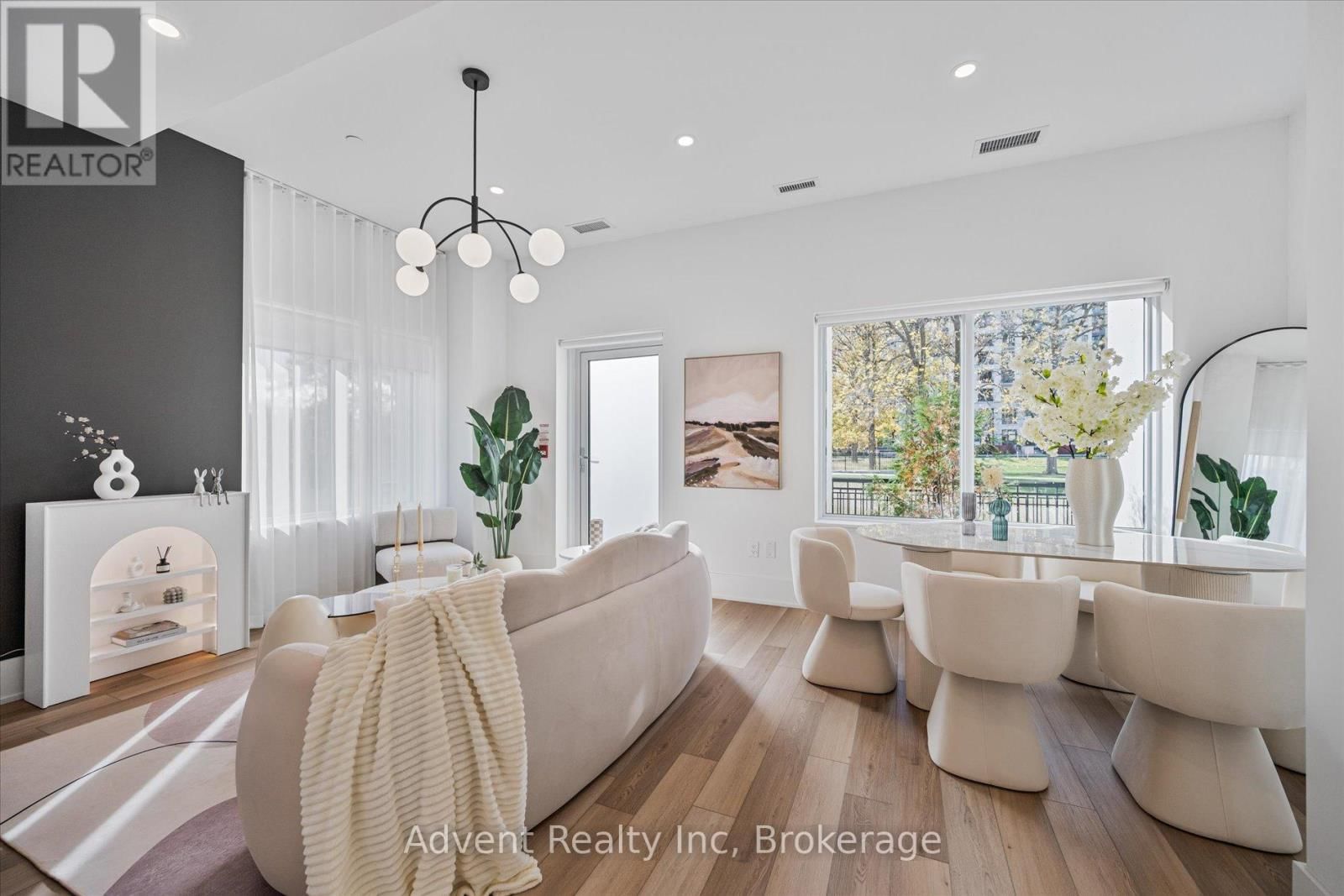 127W - 8 CEDARLAND DRIVE Image 3