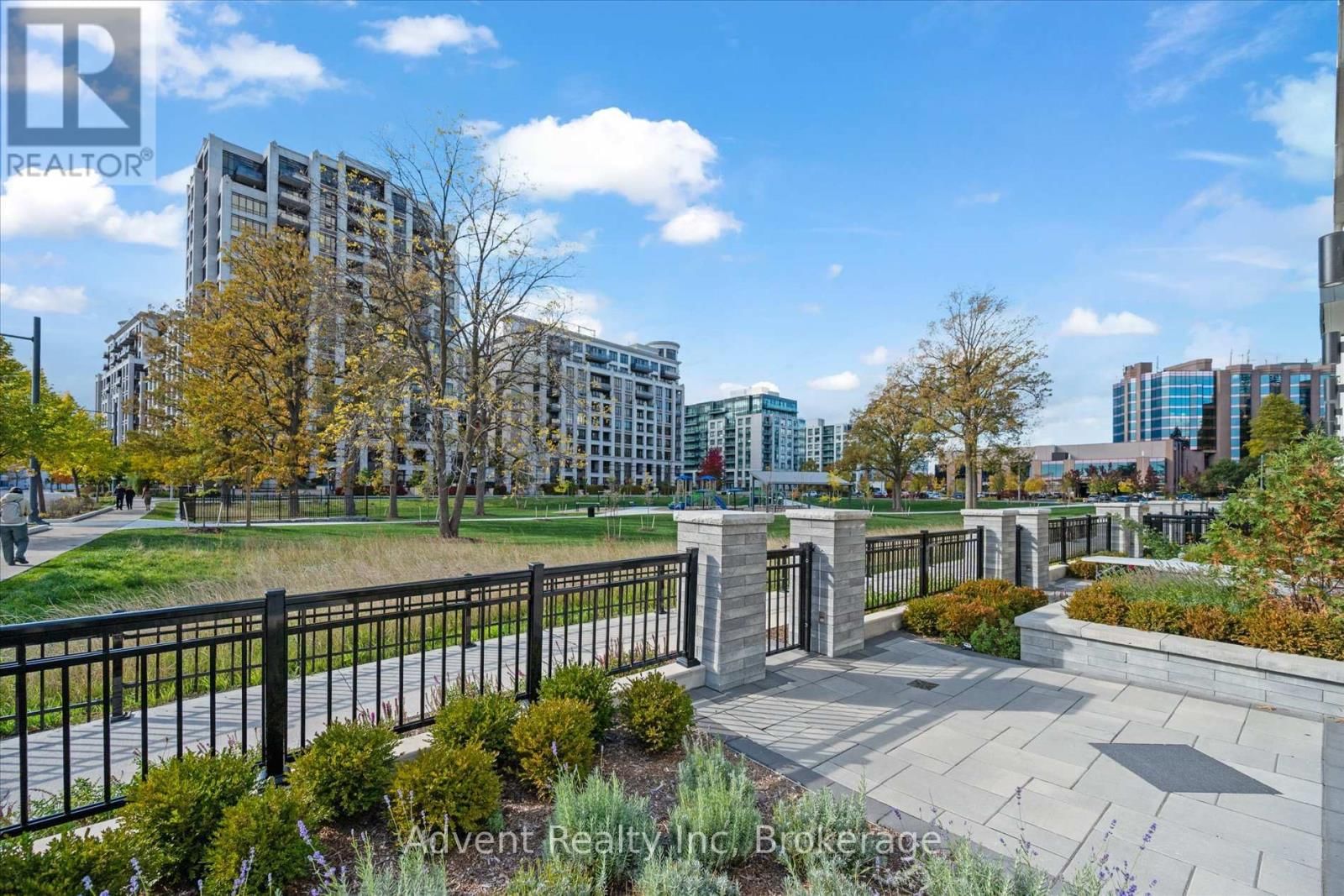 127W - 8 CEDARLAND DRIVE Image 37