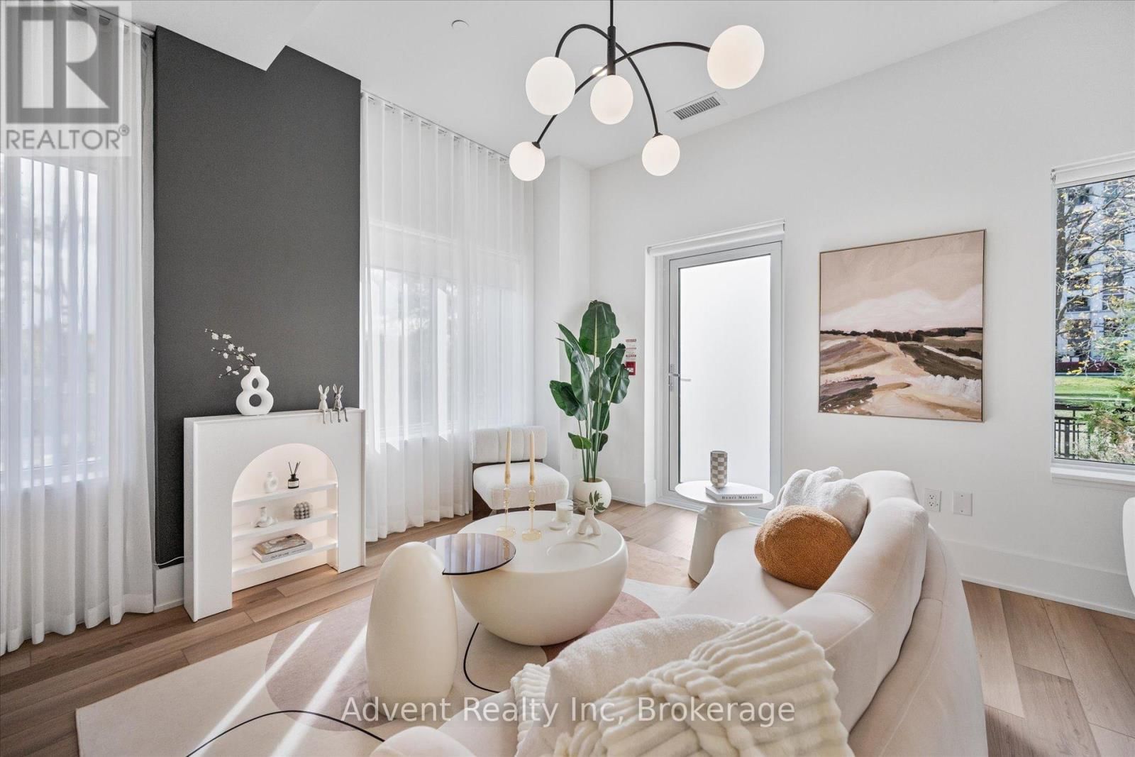 127W - 8 CEDARLAND DRIVE Image 4