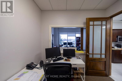 Image #1 of Commercial for Sale at Edward, Richmond Hill , Ontario