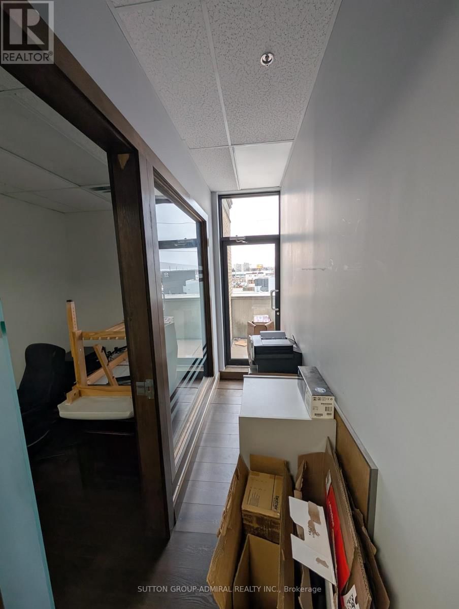 301 - 10376 YONGE STREET Image 25