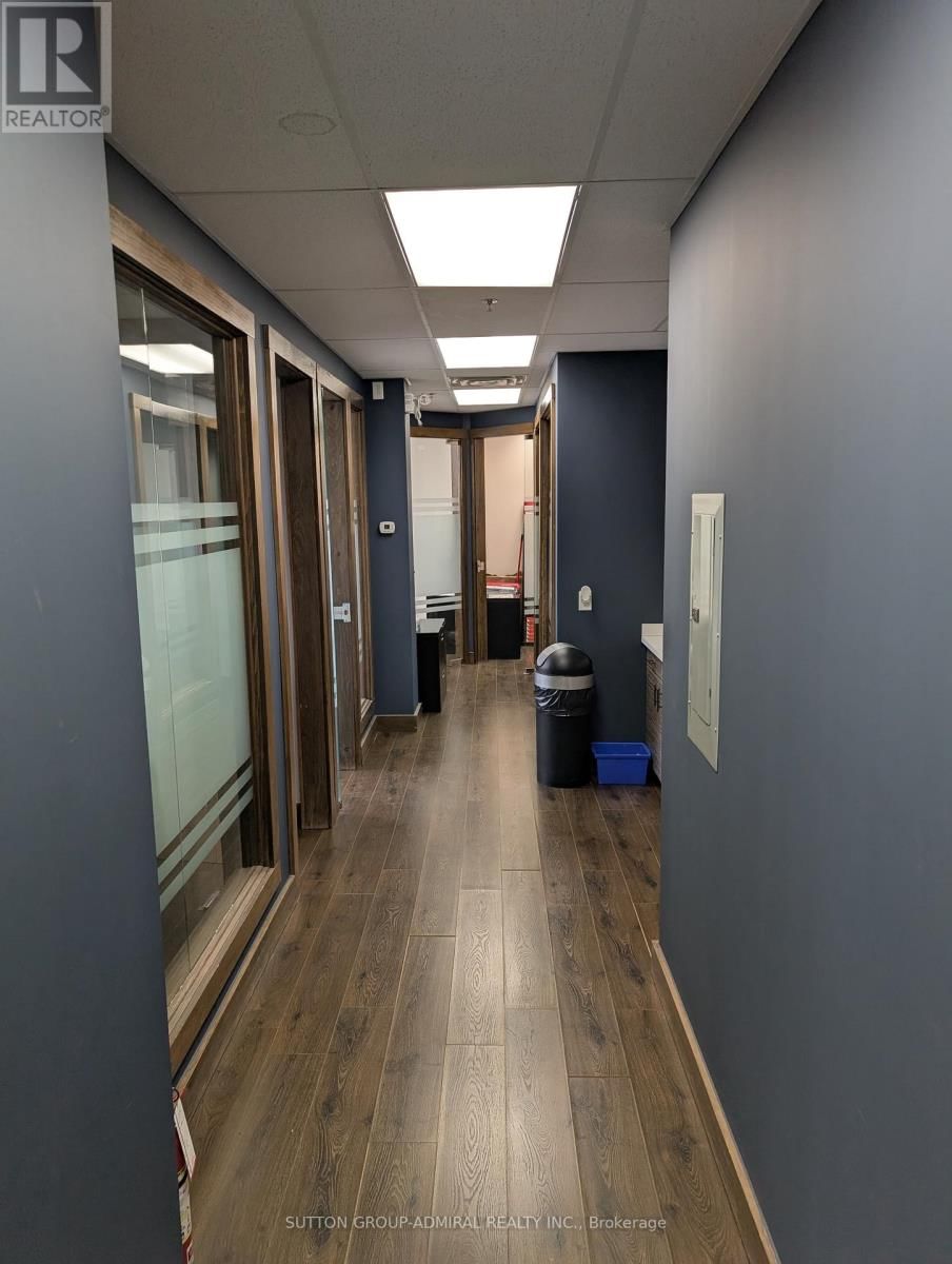 301 - 10376 YONGE STREET Image 28