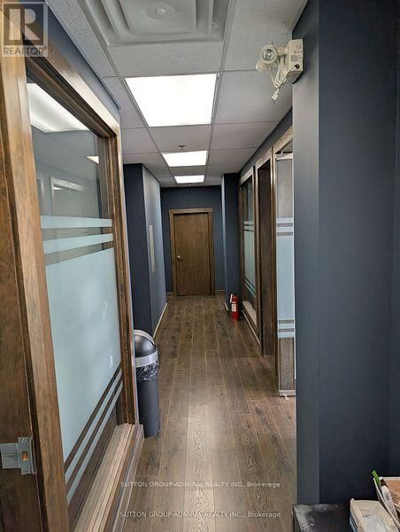 301 - 10376 YONGE STREET Image 6