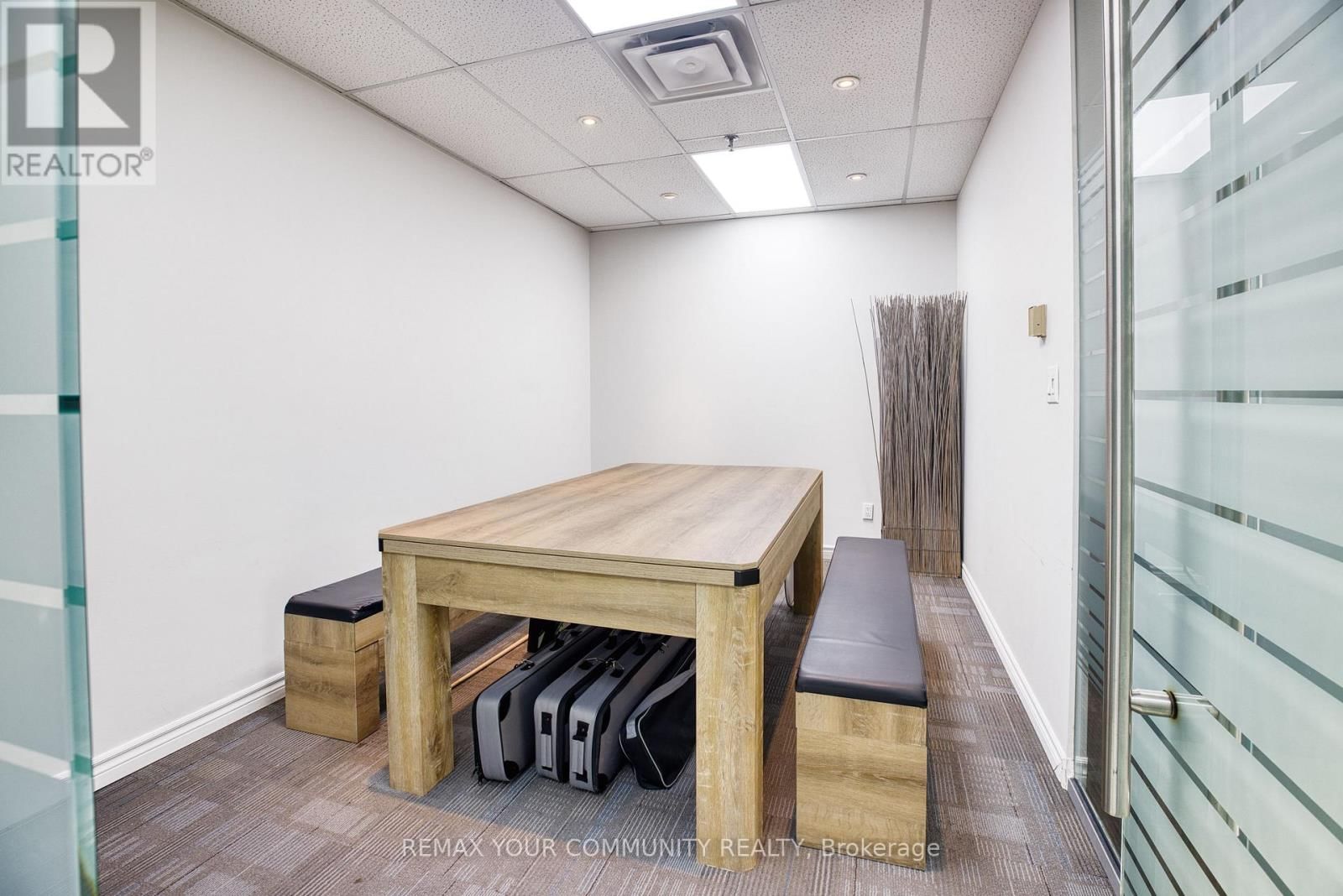 305 - 2750 14TH AVENUE Image 14