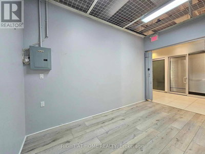 Image #1 of Commercial for Sale at Yonge, Markham , Ontario