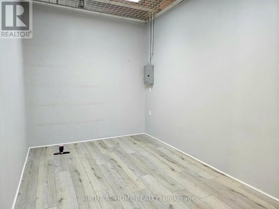 Image #1 of Commercial for Sale at Yonge, Markham , Ontario