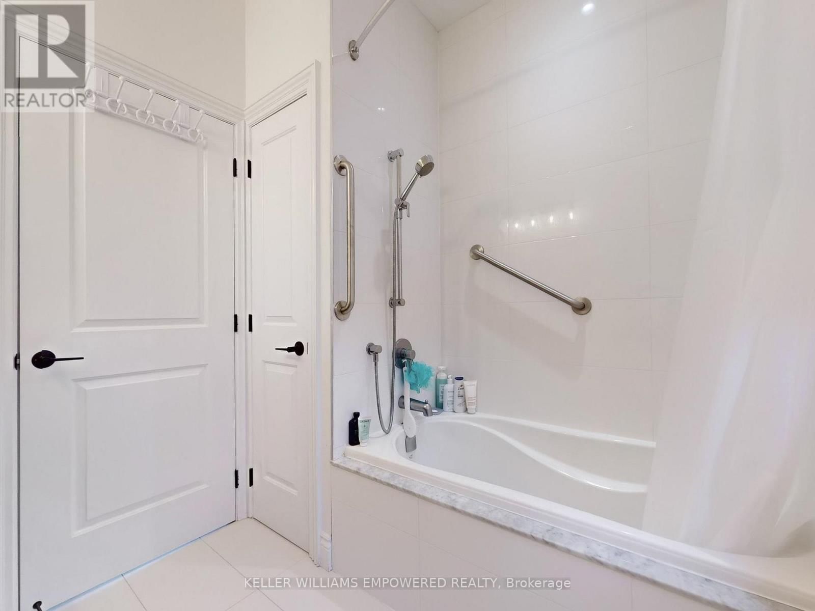 6 MACLEOD ESTATE COURT Image 22