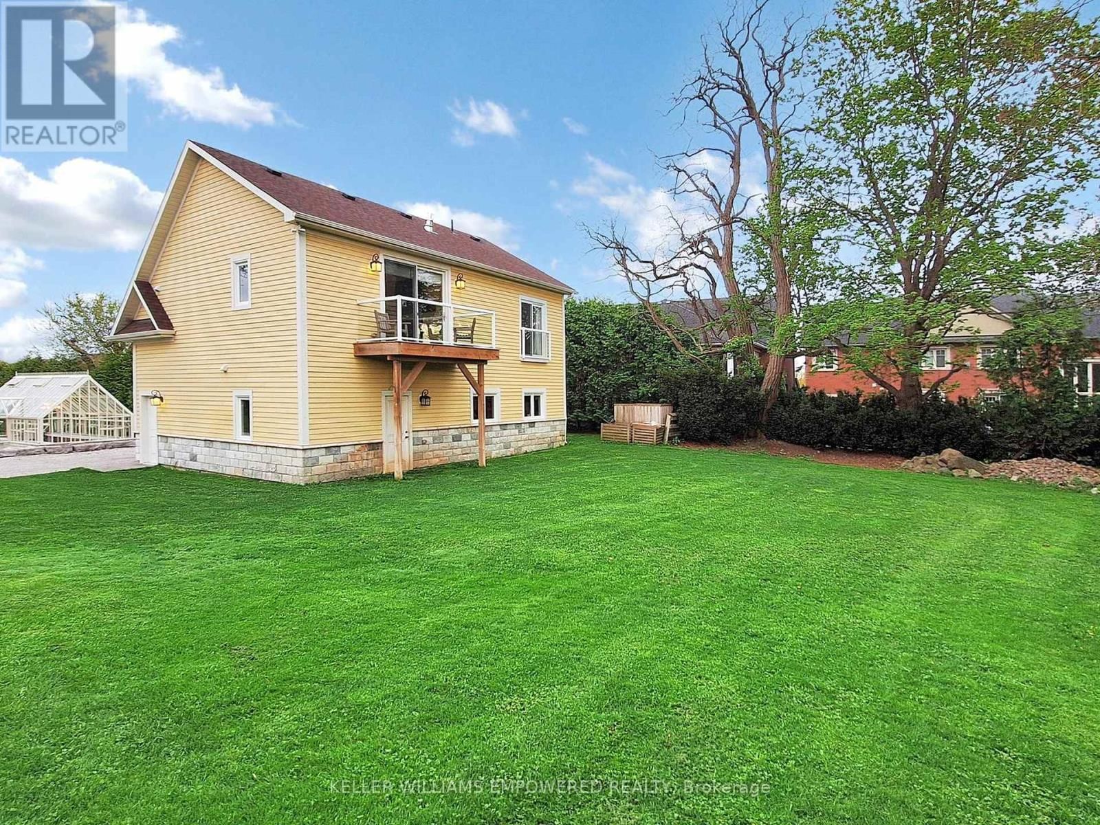 6 MACLEOD ESTATE COURT Image 32