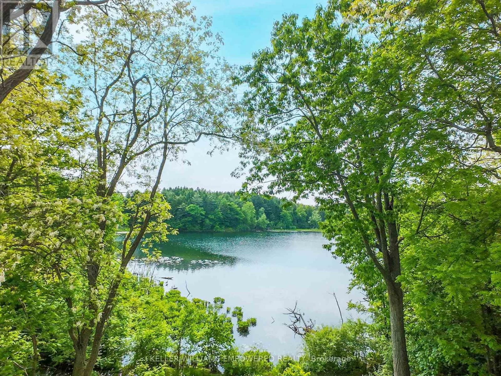 8 MACLEOD ESTATE COURT Image 13