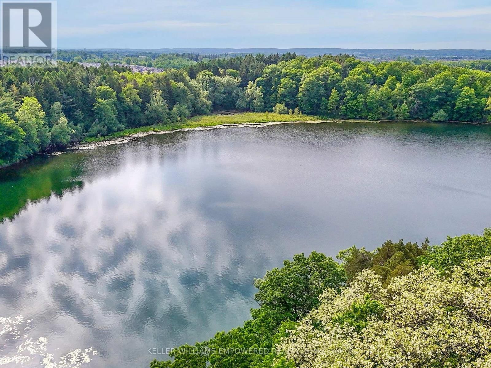 8 MACLEOD ESTATE COURT Image 23