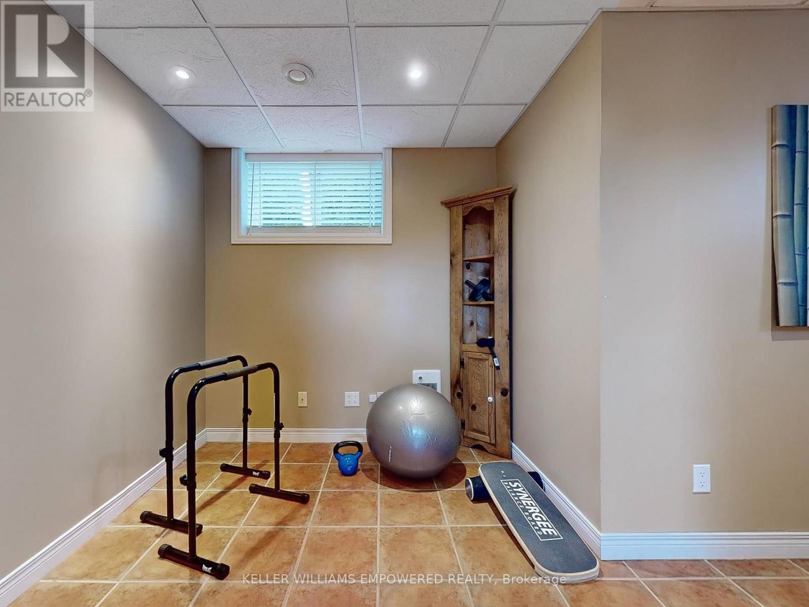 8 MACLEOD ESTATE COURT Image 42