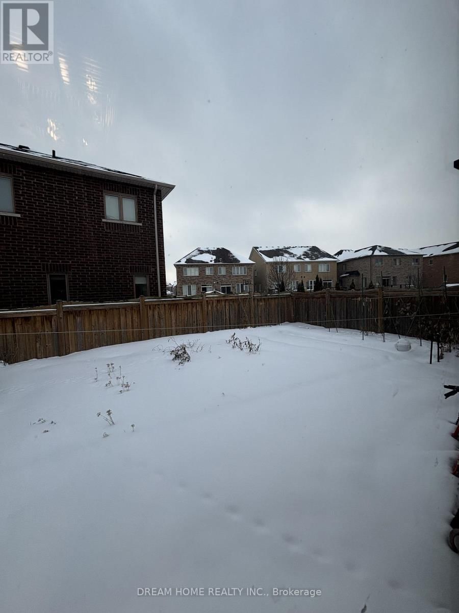 276 THE BRIDLE WALK Image 27