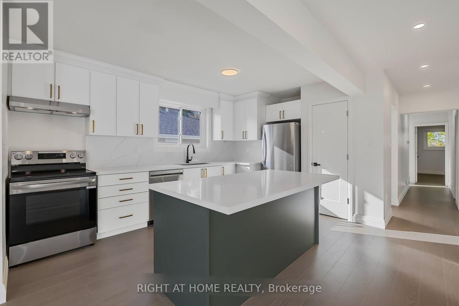 Main - 703 SUNNYPOINT DRIVE Image 9