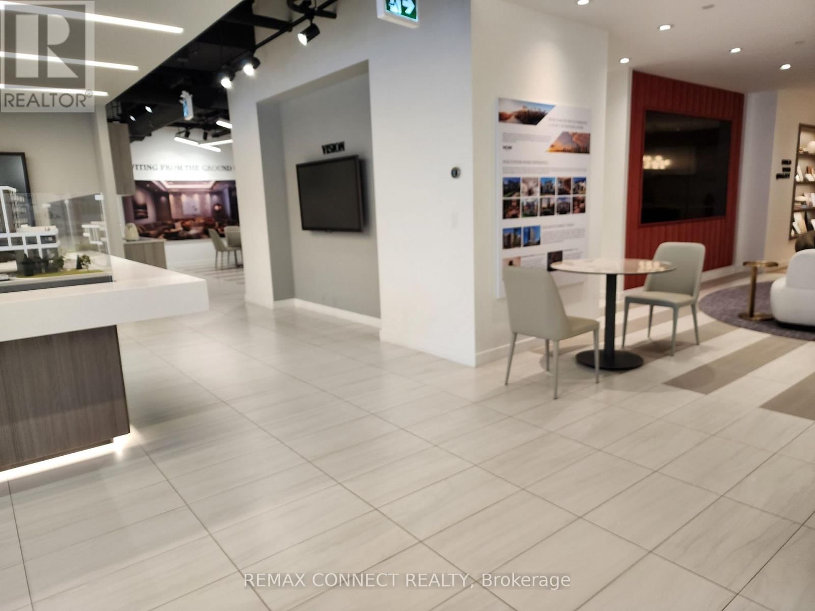 A,B,C,D - 60 SOUTH TOWN CENTRE BOULEVARD Image 11