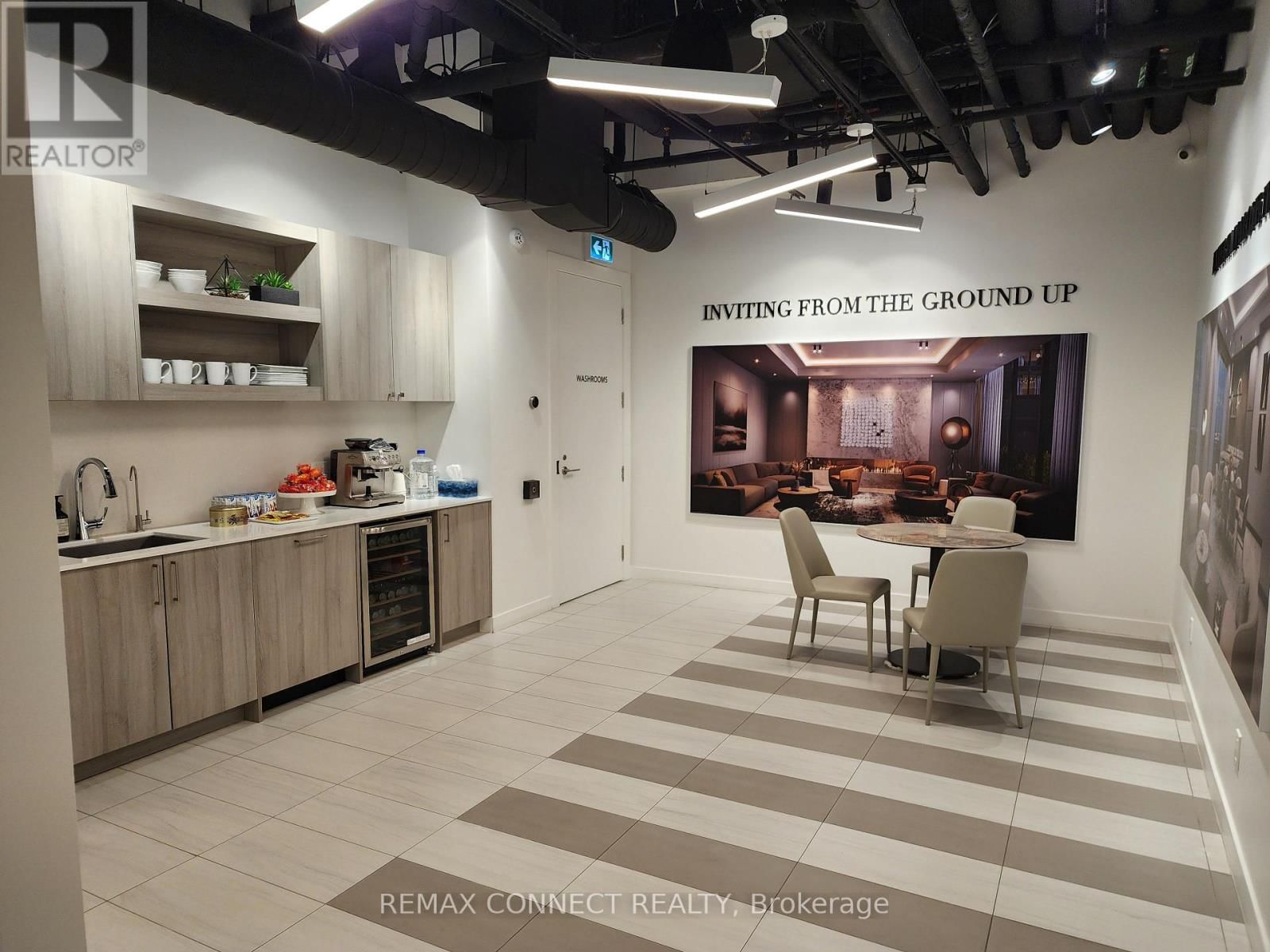 A,B,C,D - 60 SOUTH TOWN CENTRE BOULEVARD Image 14