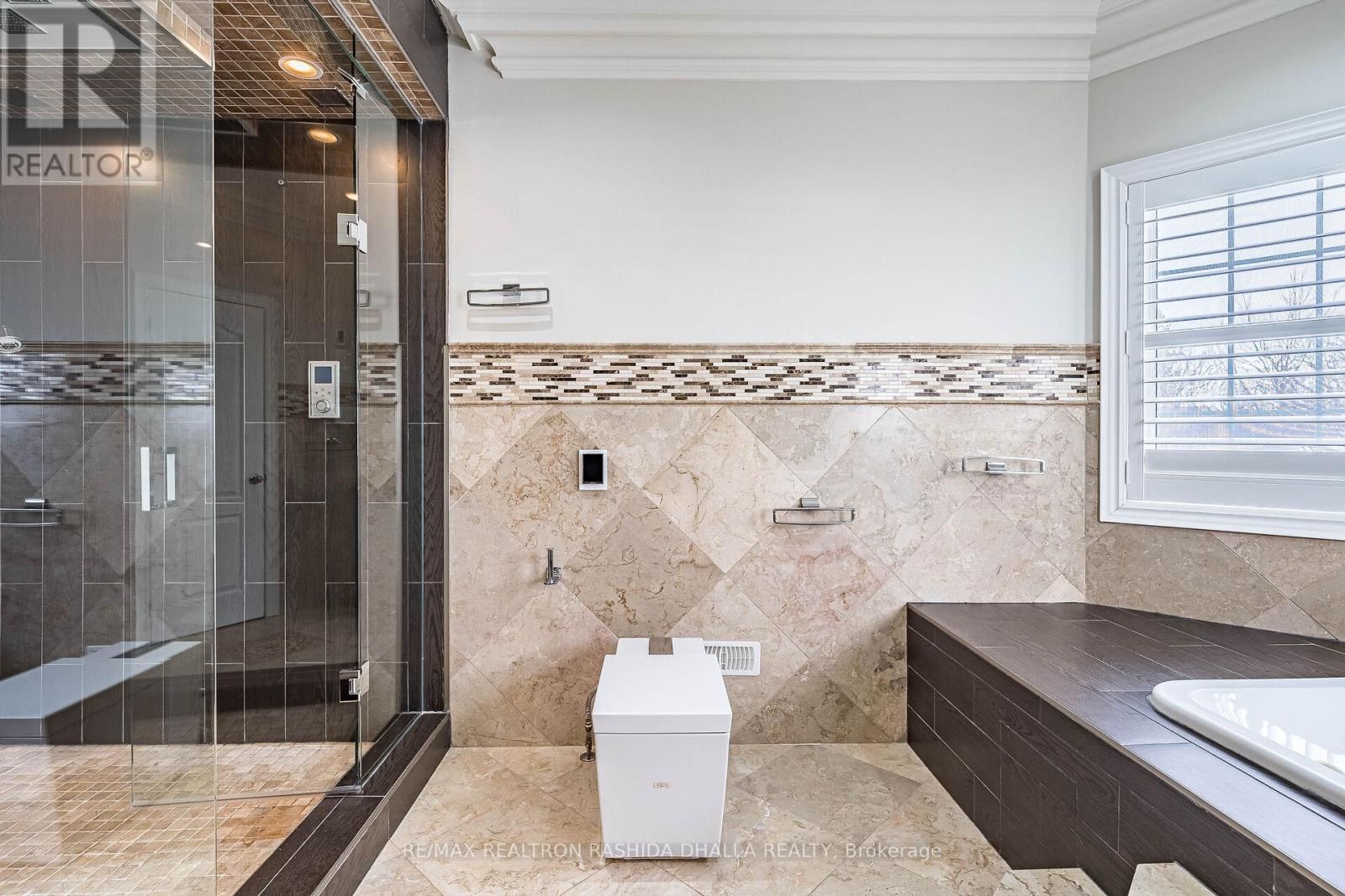 98 NER ISRAEL DRIVE Image 27