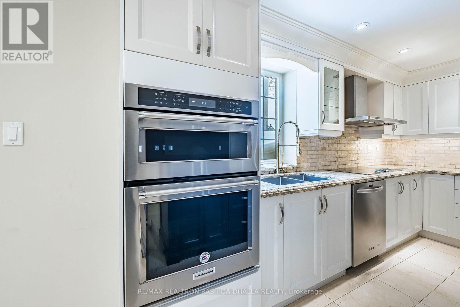 98 NER ISRAEL DRIVE Image 42