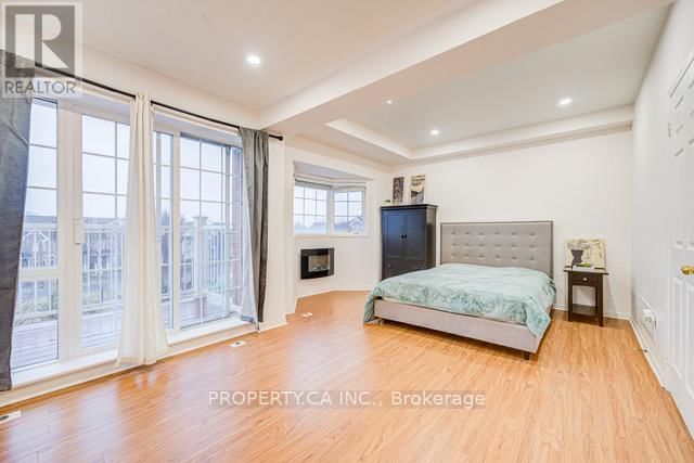 A206 - 15 CORNELL MEADOWS AVENUE Image 7