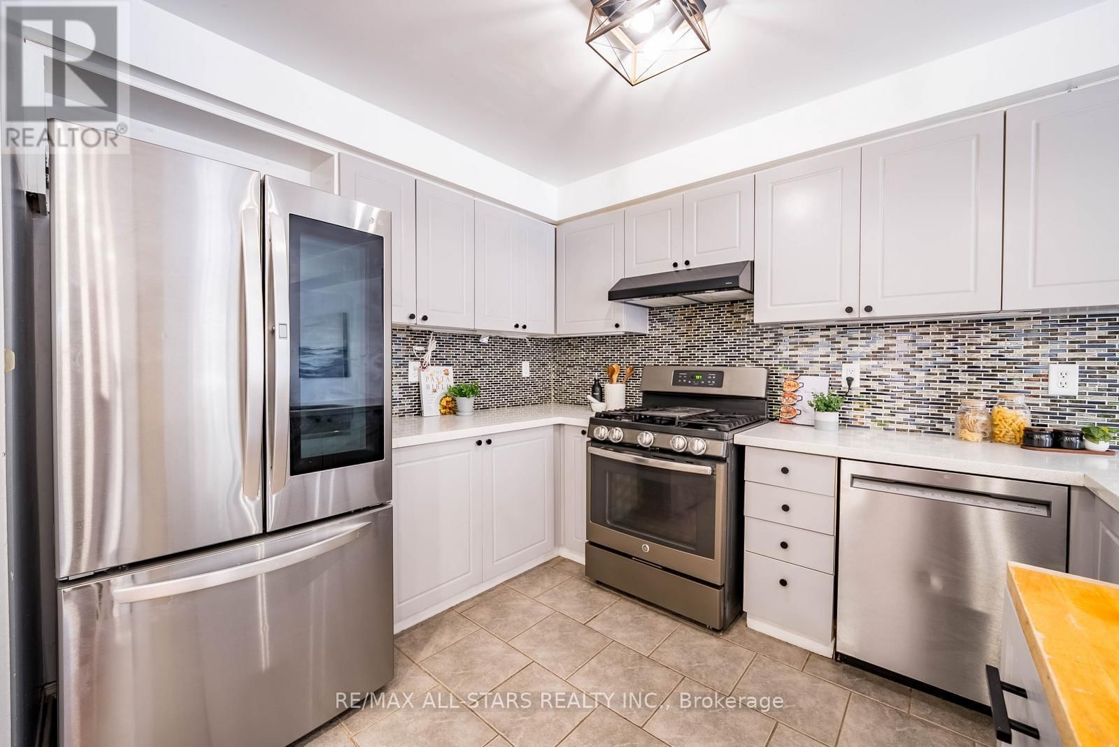 84 WILLOWAY Image 15