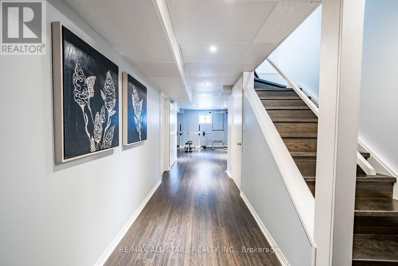 84 WILLOWAY Image 29