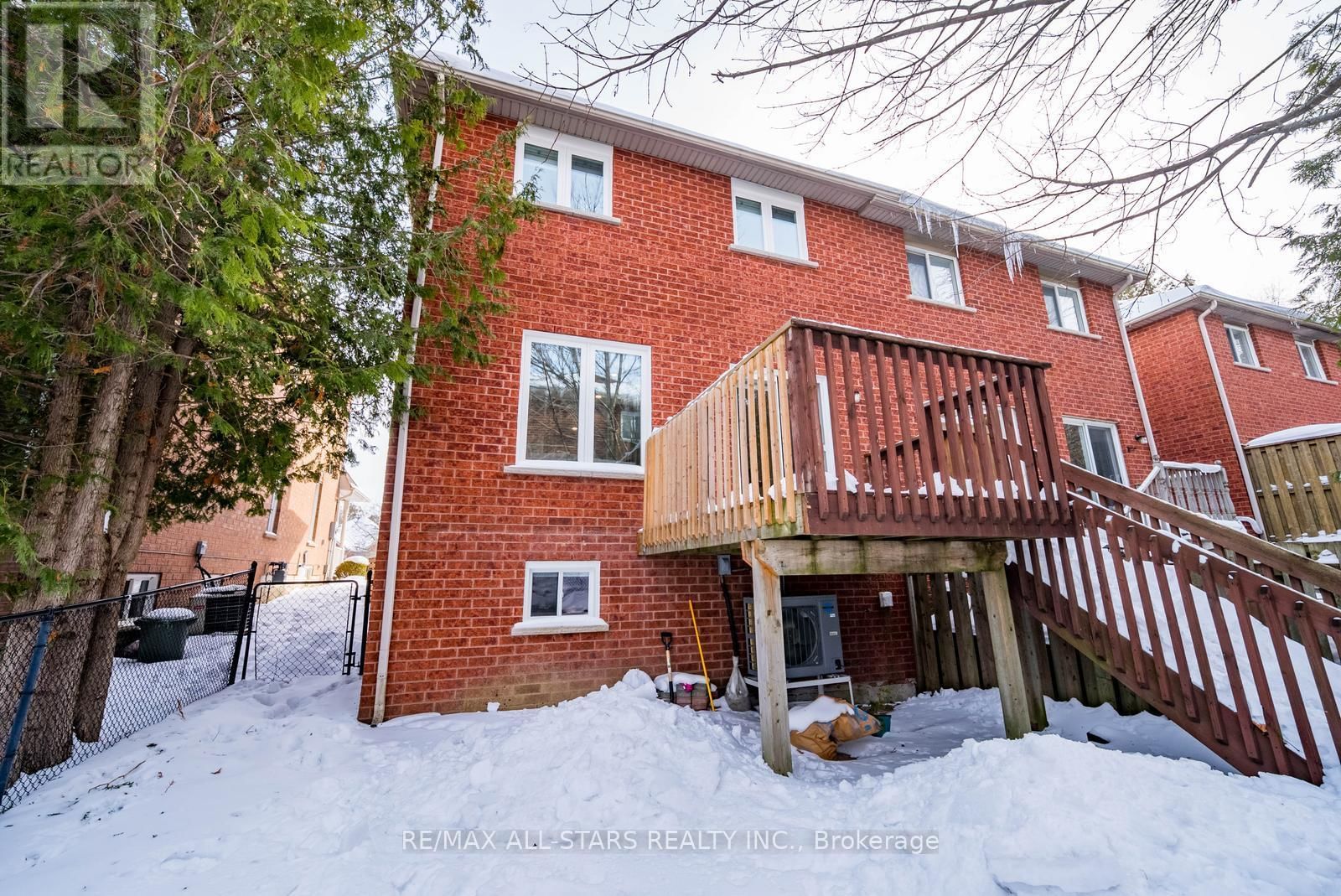 84 WILLOWAY Image 35