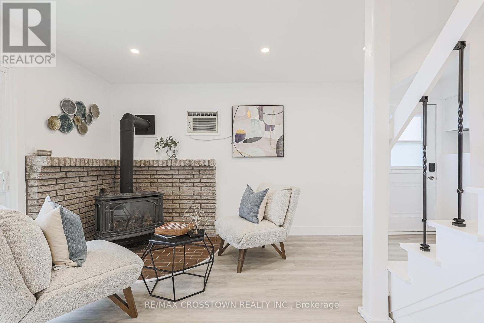 128 MOORES BEACH ROAD Image 13