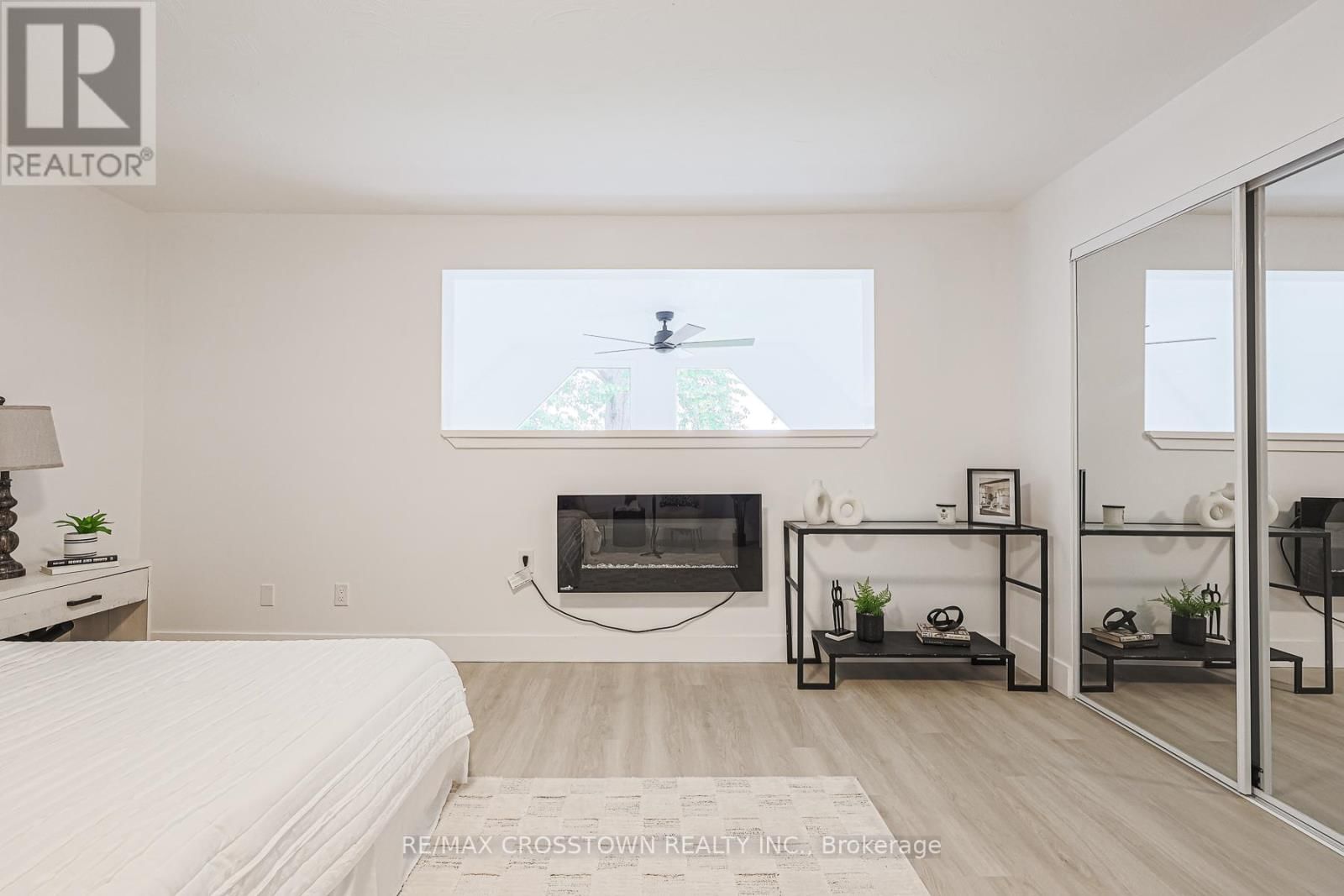 128 MOORES BEACH ROAD Image 32