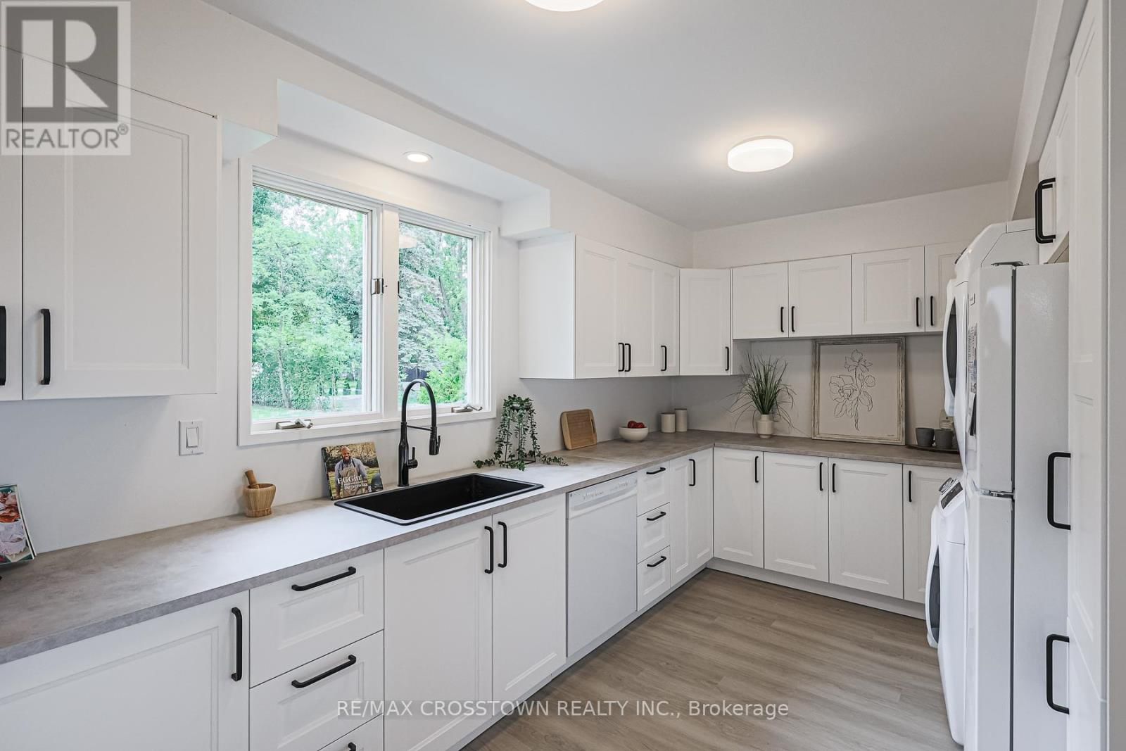 128 MOORES BEACH ROAD Image 7