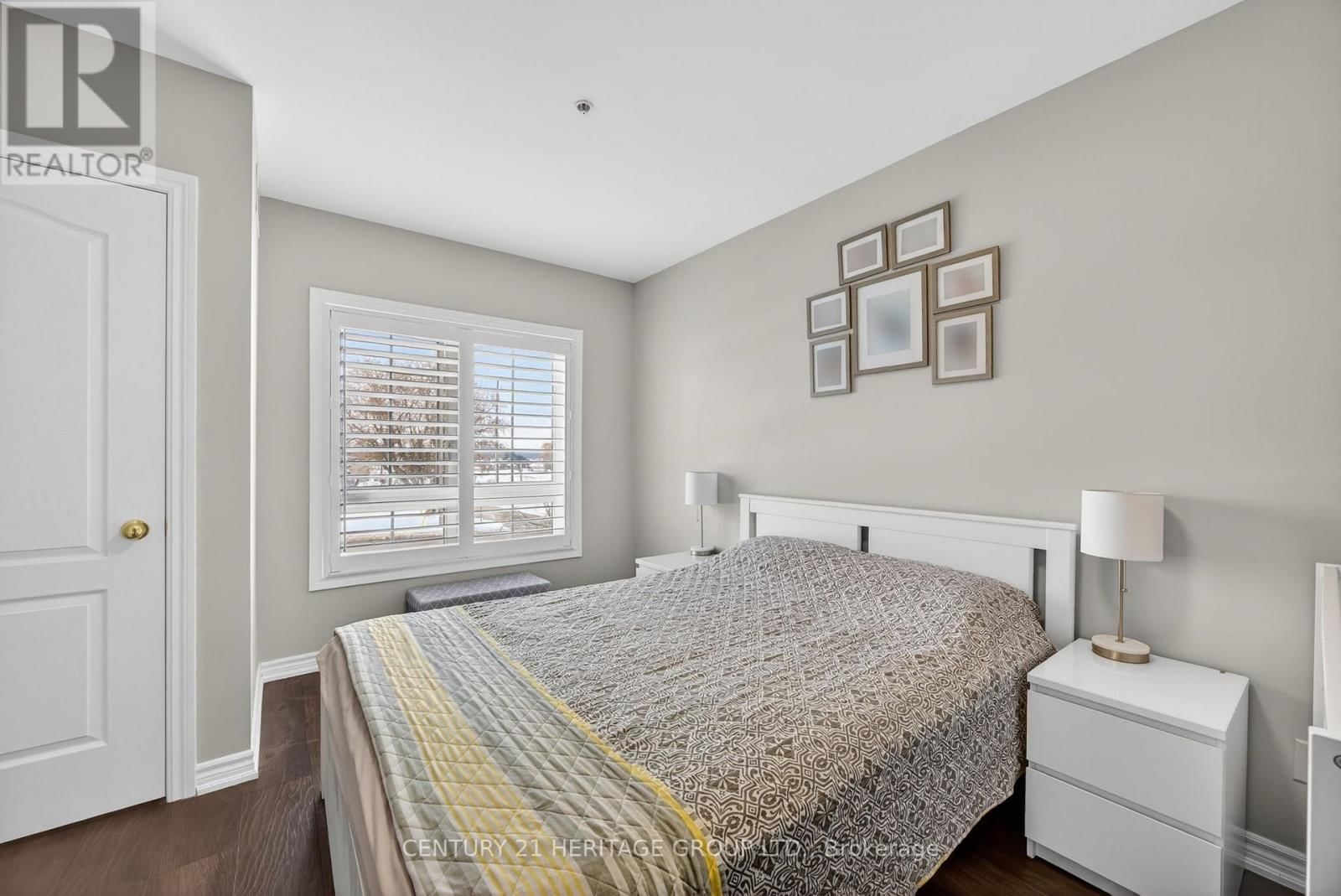 214 - 112 SIMCOE ROAD Image 18