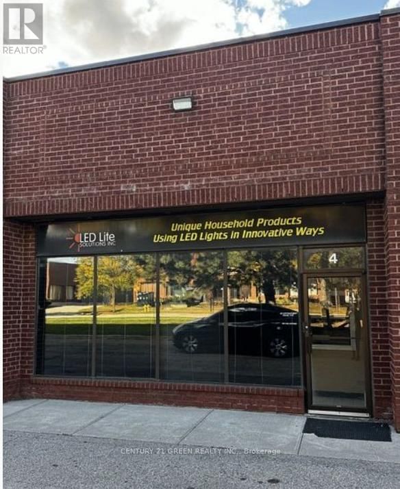 4 - 9 CASTER AVENUE Image 1