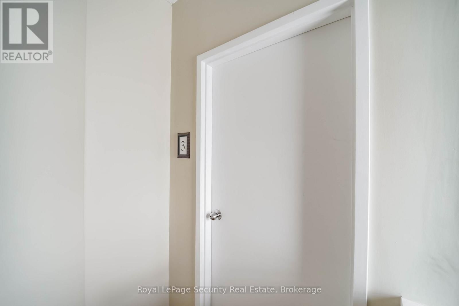 272 MAIN STREET Image 11