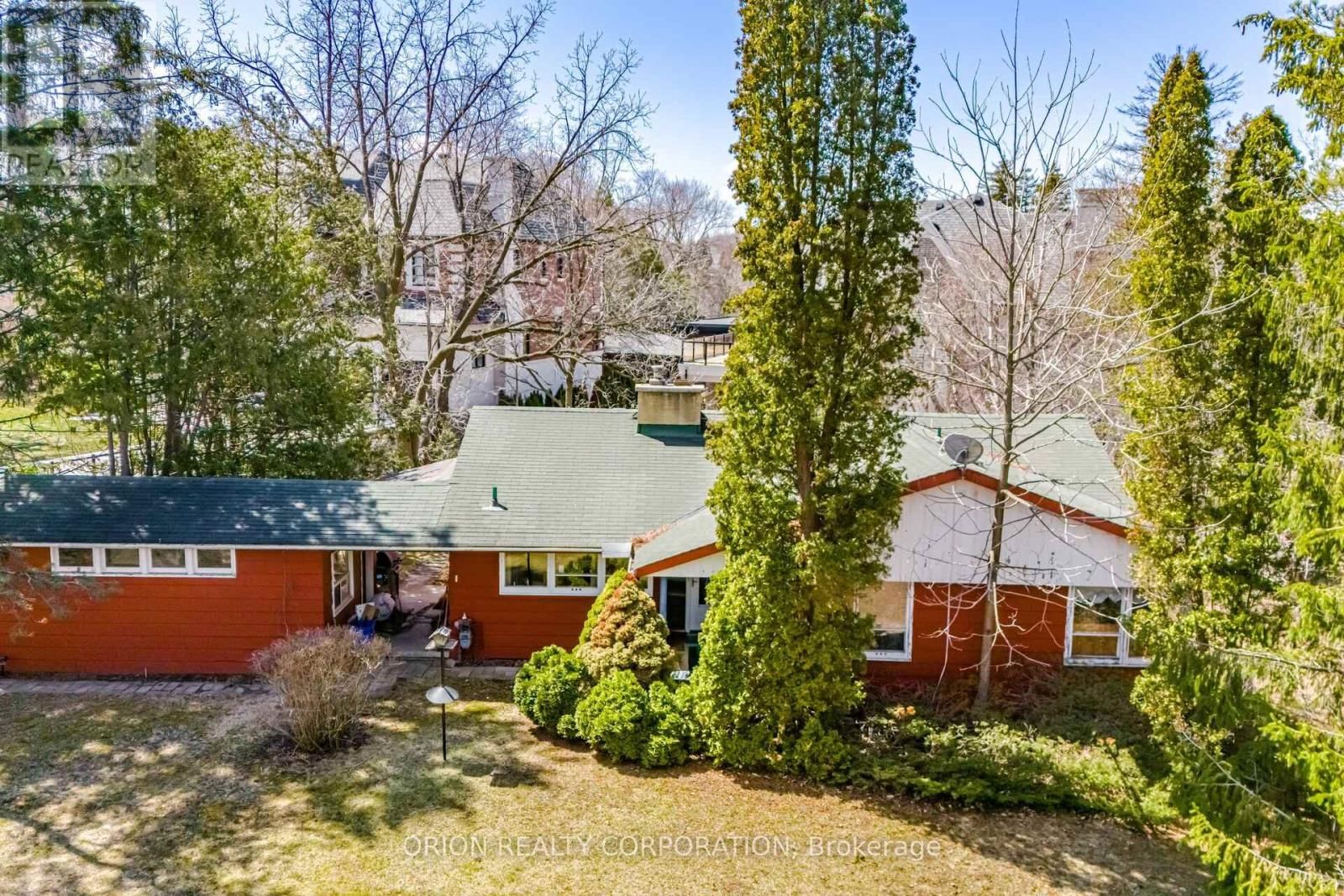 100 WESTWOOD LANE Image 8