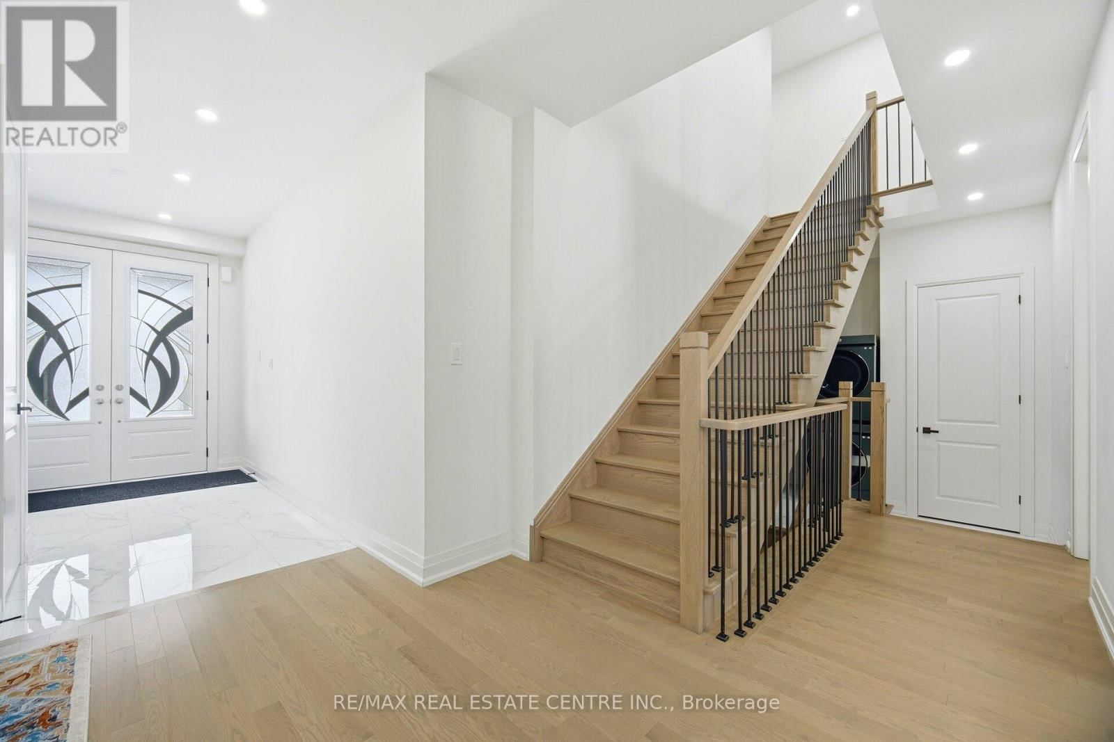 112 BLUEBIRD BOULEVARD Image 26