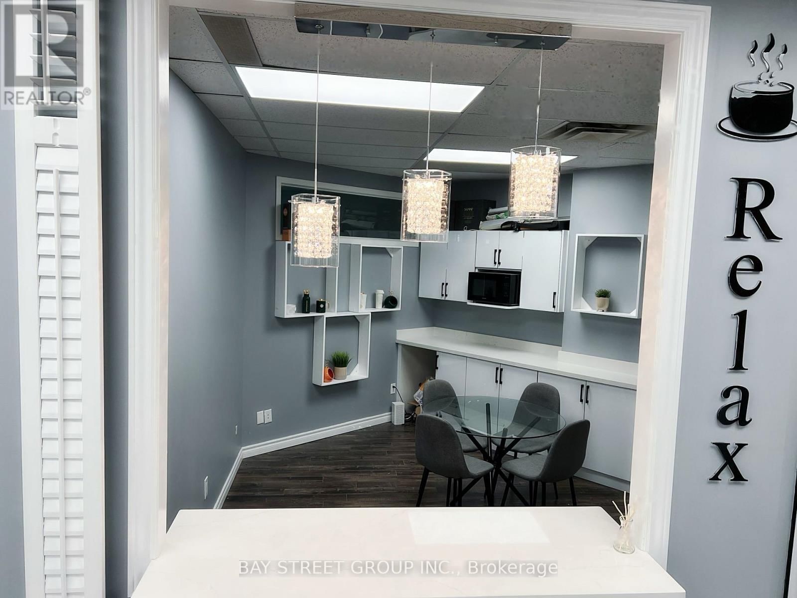 304 - 350 HIGHWAY 7 AVENUE EAST Image 10