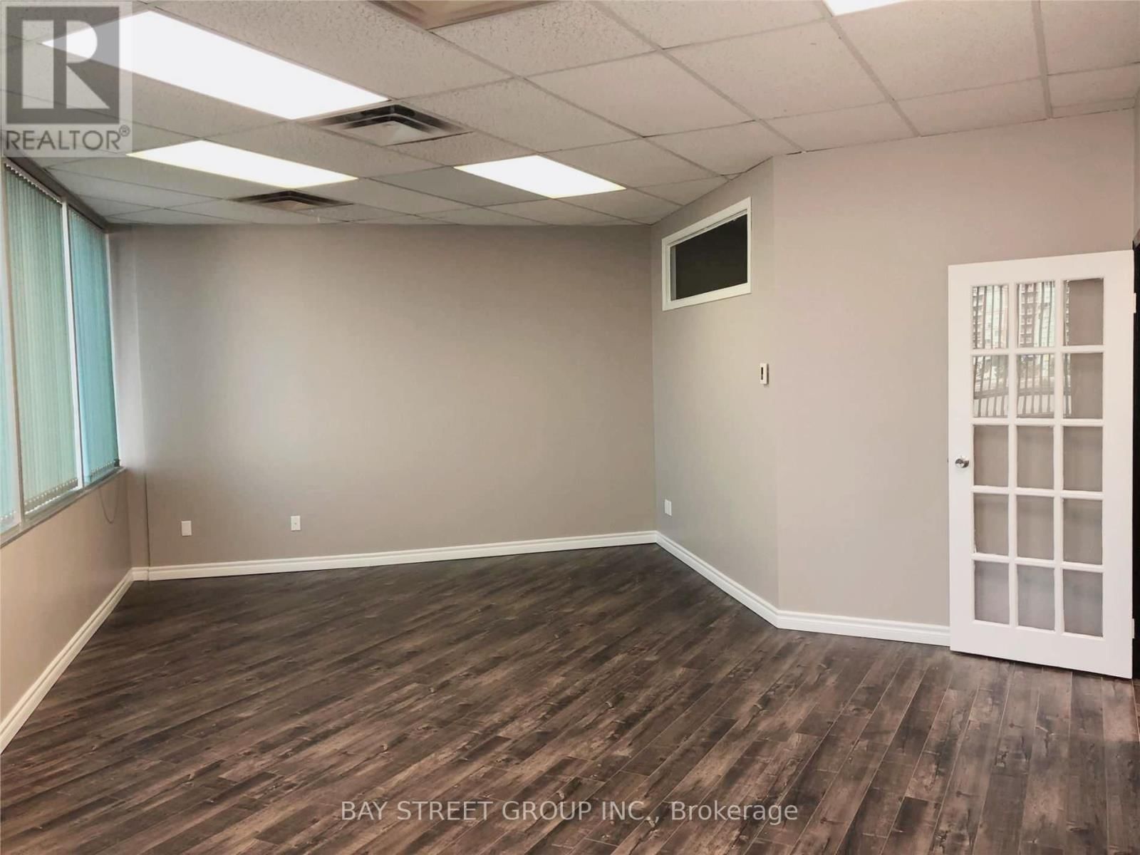 304 - 350 HIGHWAY 7 AVENUE EAST Image 18