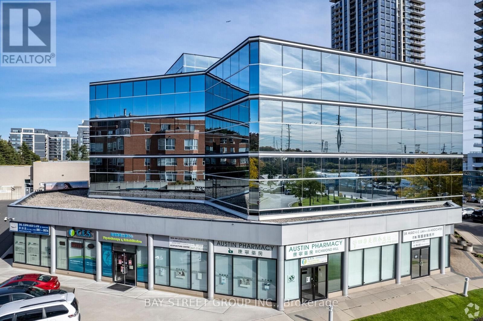 304 - 350 HIGHWAY 7 AVENUE EAST Image 4