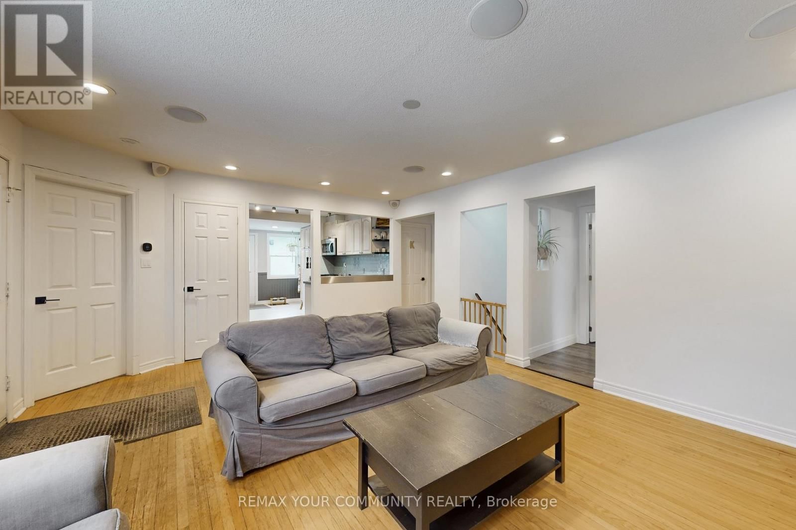 8 VICTOR DRIVE Image 8