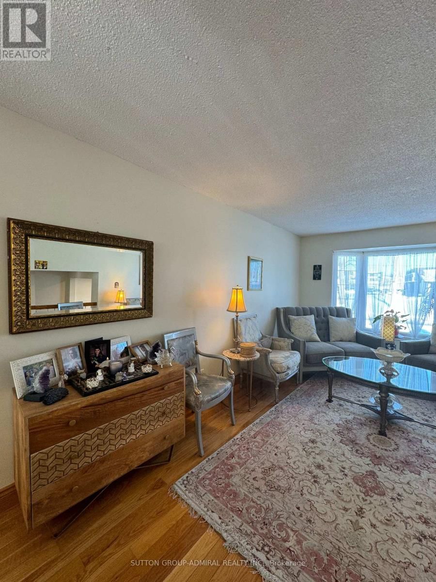 271 WELDRICK ROAD Image 12